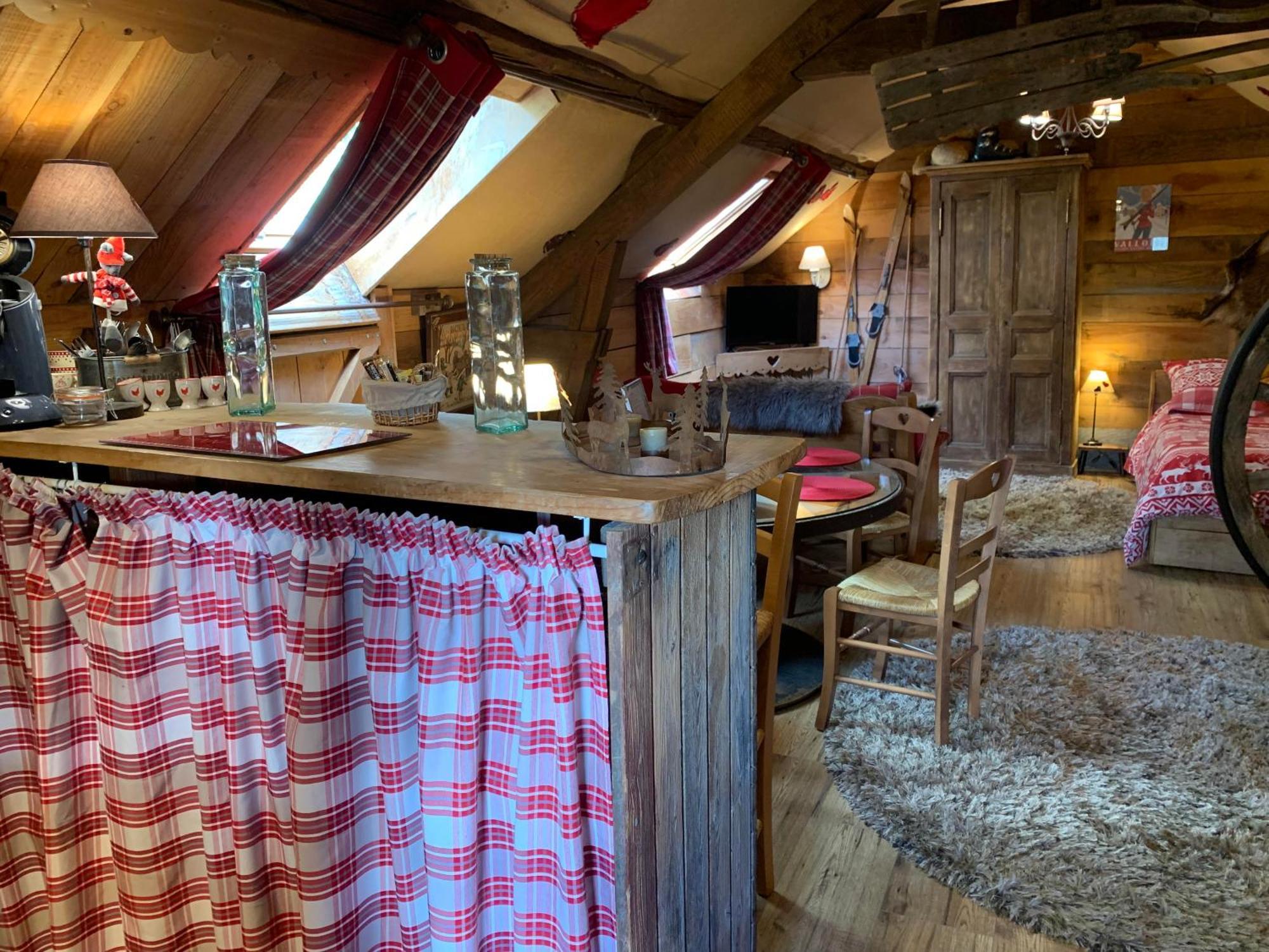 Gite "Le Refuge" Dans Un Domaine De 7Ha Au Calme Vimoutiers Exterior foto